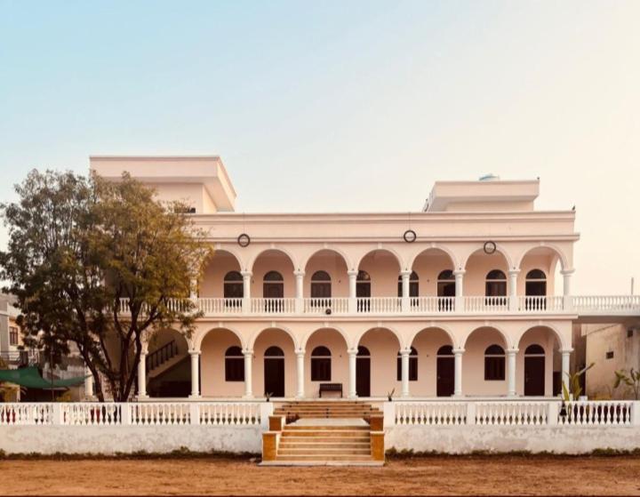 Shivrati Vilas, Himmat Bagh Udaipur Luaran gambar